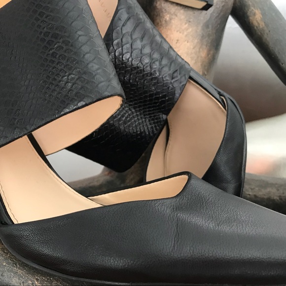 black closed toe mules